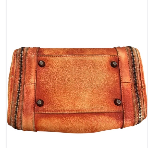 Old trend distressed mini trunk - Picture 3 of 10